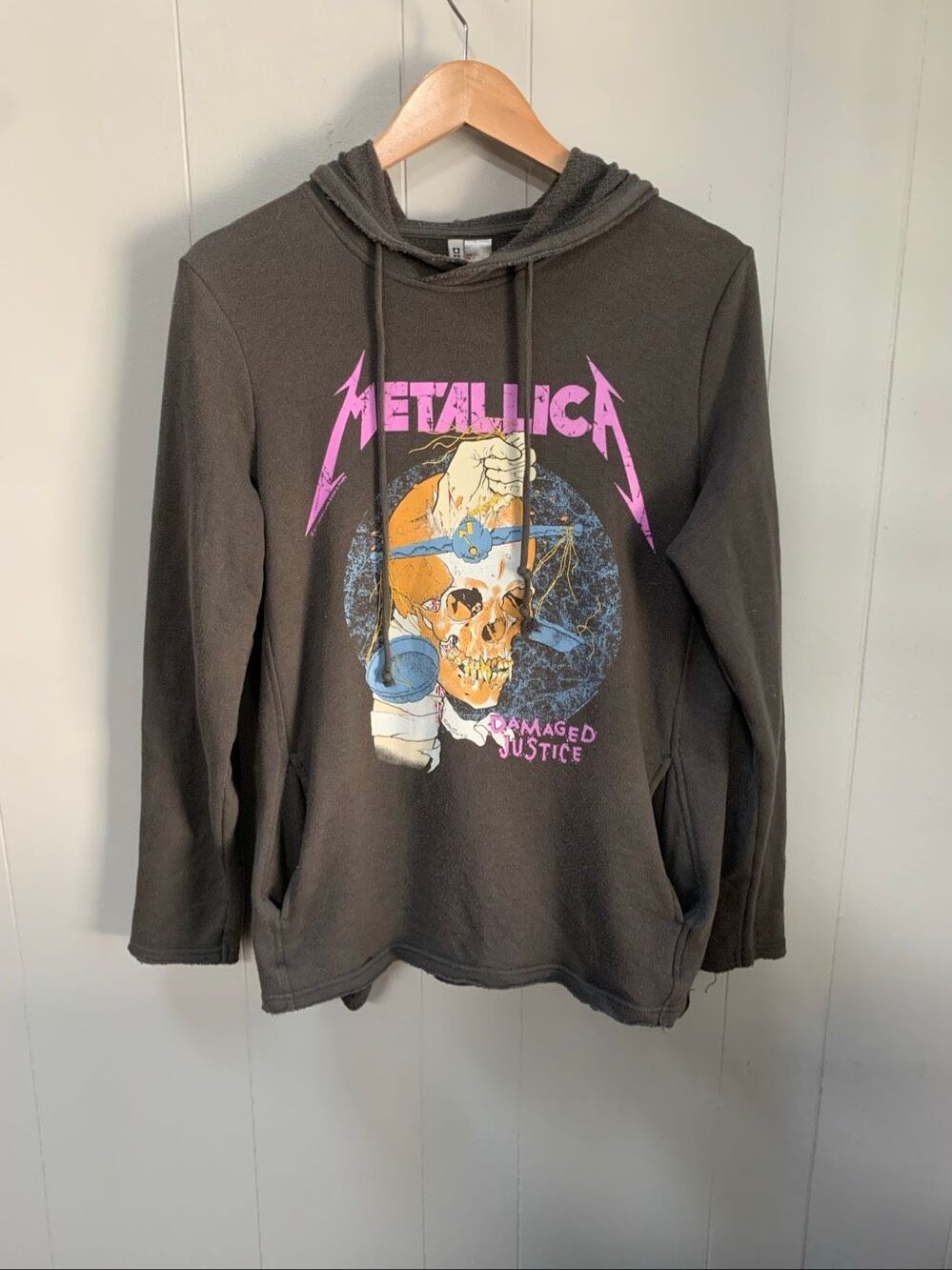 Divided by H&M Metallica Damaged Justice Graphic Hoodie Women's Size Large